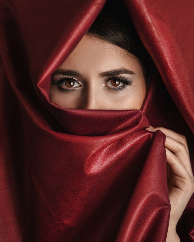 Elvira фото превью