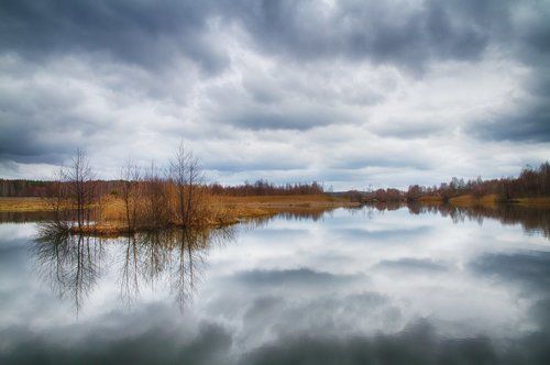 Буря мглою небо кроет...