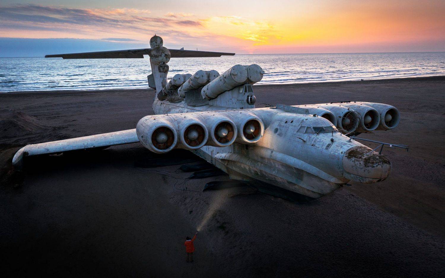 дагестан, кавказ, экраноплан лунь, пляж, Уфимцев Юрий