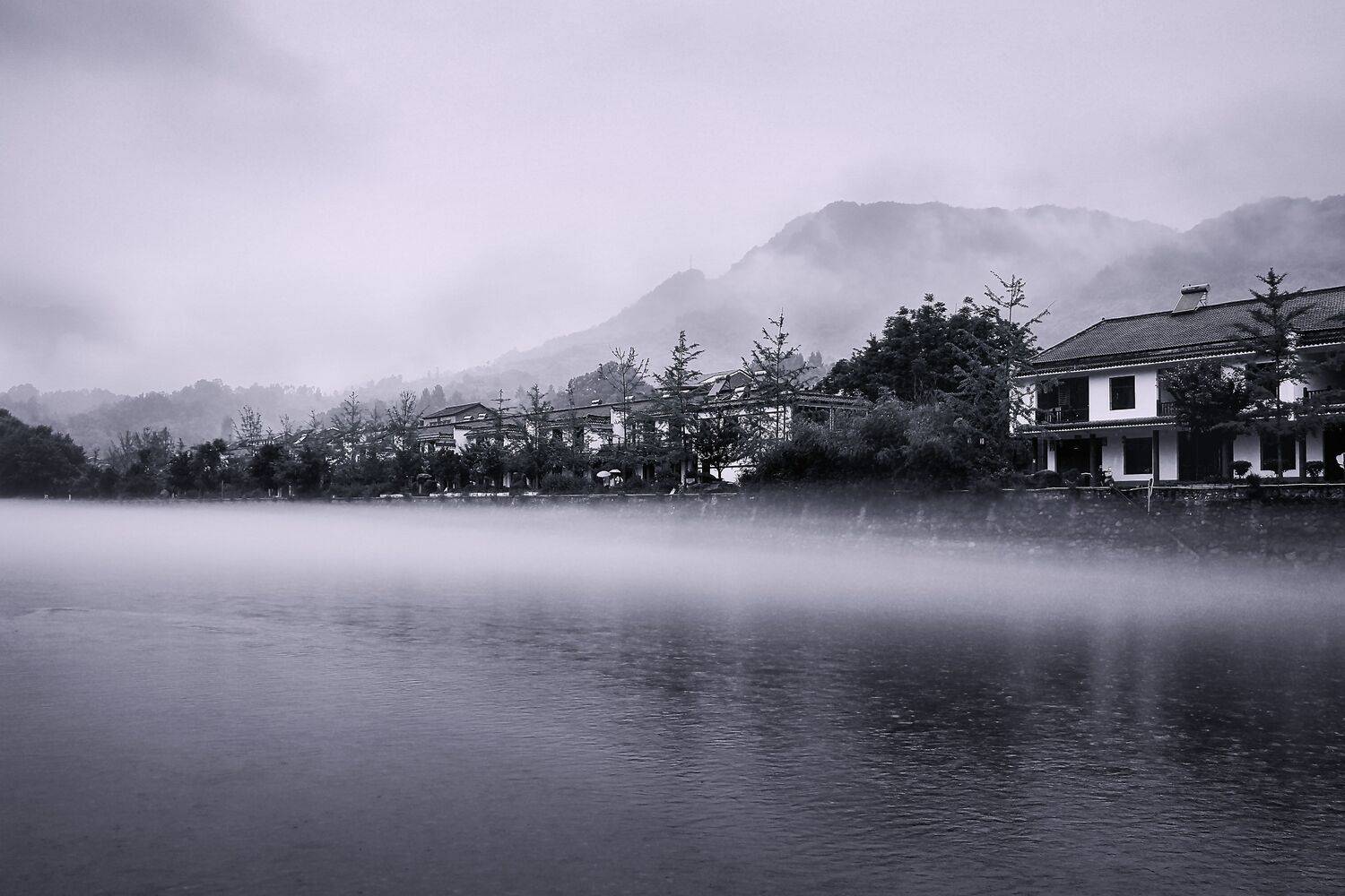 烟雨骆家坝, 吴 微雨墨烟鸿