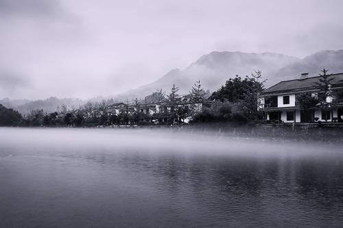 烟雨骆家坝