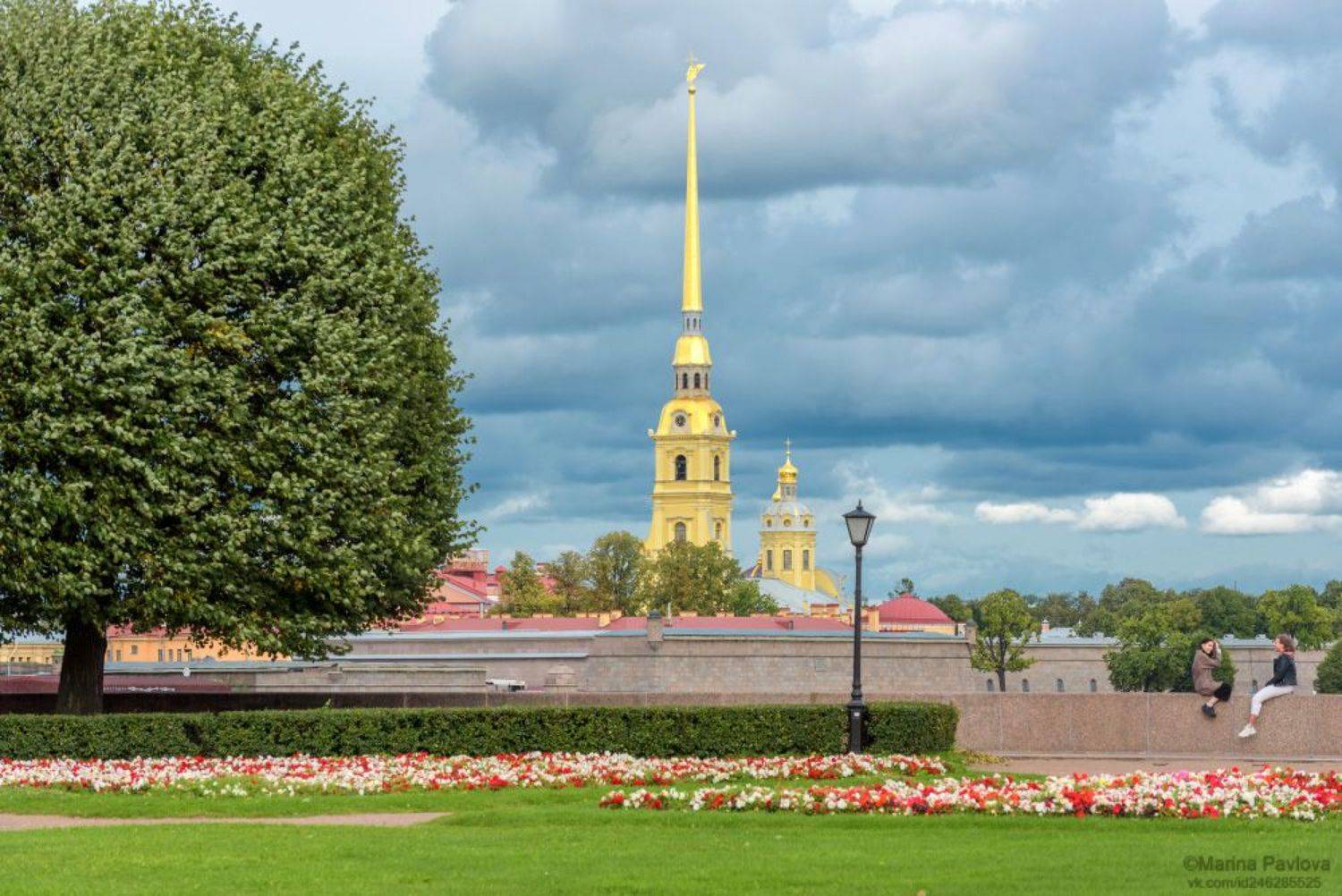 город, санкт-петербург, архитектура, стрелка васильевского острова, биржевой сквер, петропавловская крепость, день города, стритфото, уличная фотография, Павлова Марина