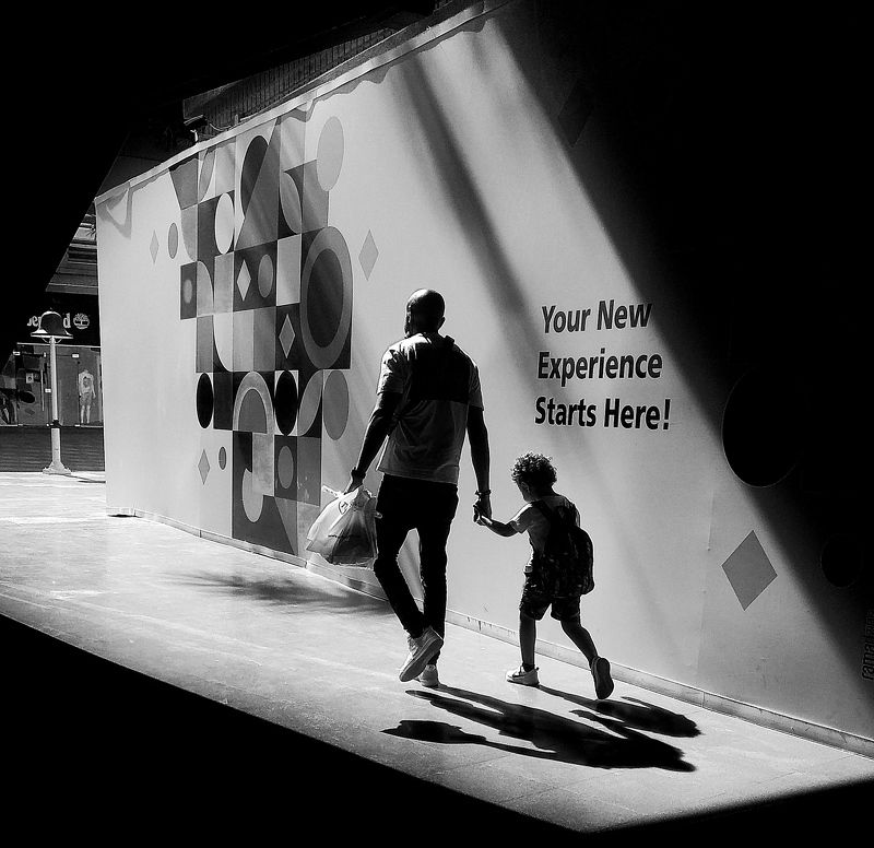 Hold my hand фото превью