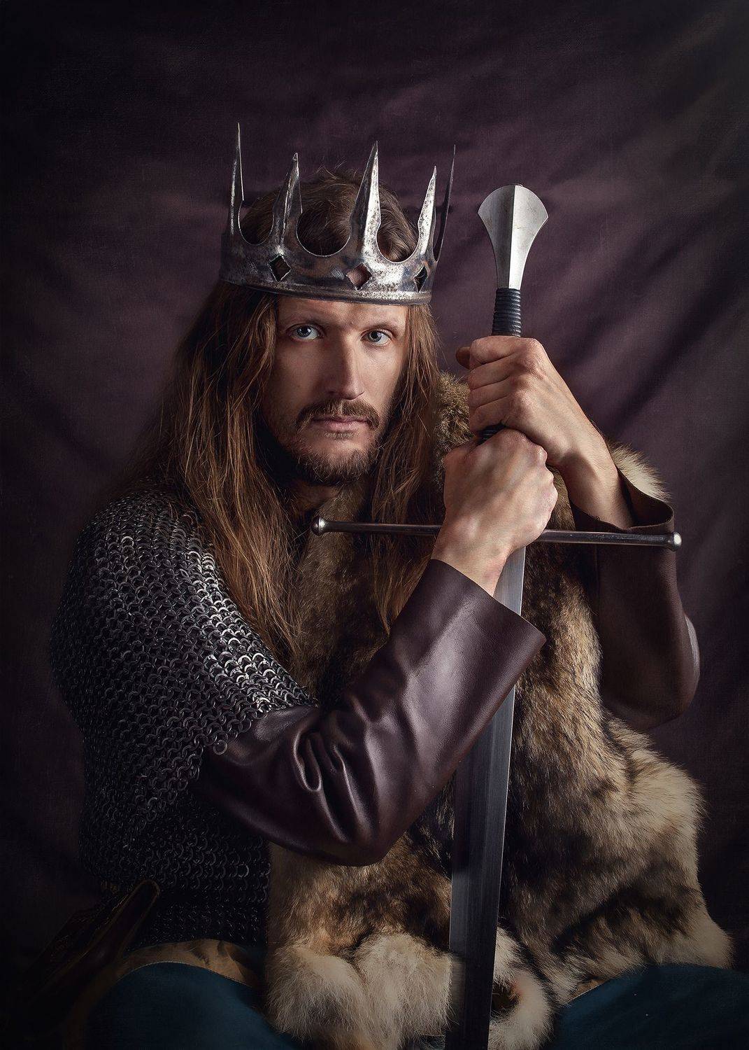 мужской портрет, постановочная фотография, воин, меч. кольчуга , Максим Антонюк