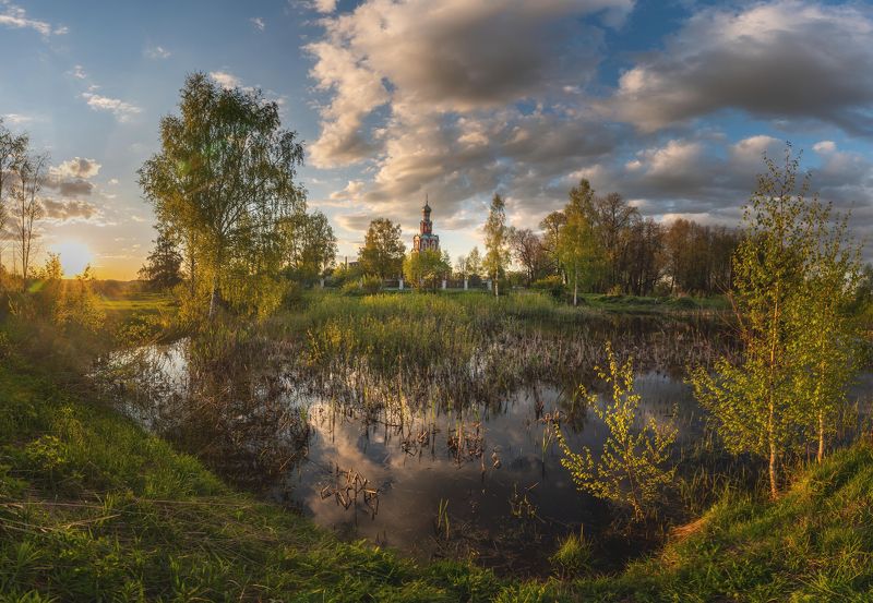 Закат у Смоленского храма фото превью