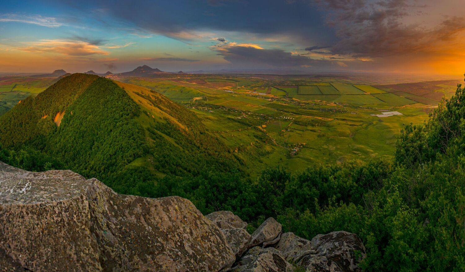 кмв,весна,гора,верблюд,поля,природа,пейзаж,закат, Елена Брежицкая