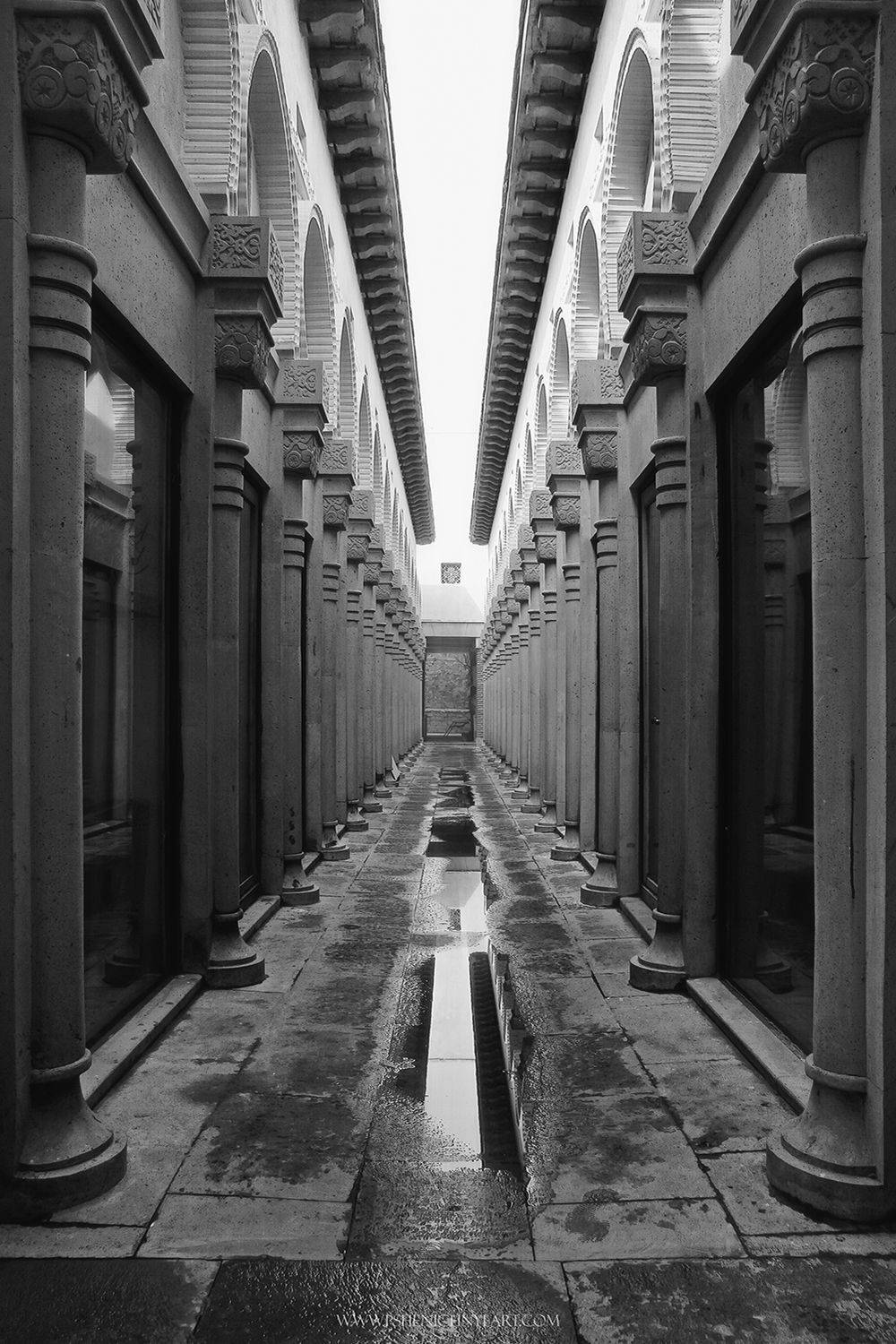 архитектура, галерея, перспектива, крепость рабат, ахалцихе, колонны, бесконечность, ритм, отражение, Андрей Пшеничный