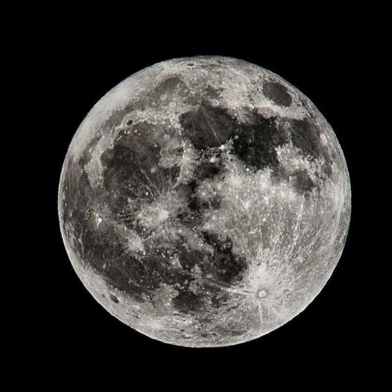 Moon фото превью