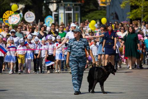 Парад Дошколят в Ялте