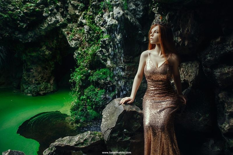 gold, golden, dress, nature, Portugal, castle, old, prrincess, fairy, fairytale  Golden Princess  фото превью