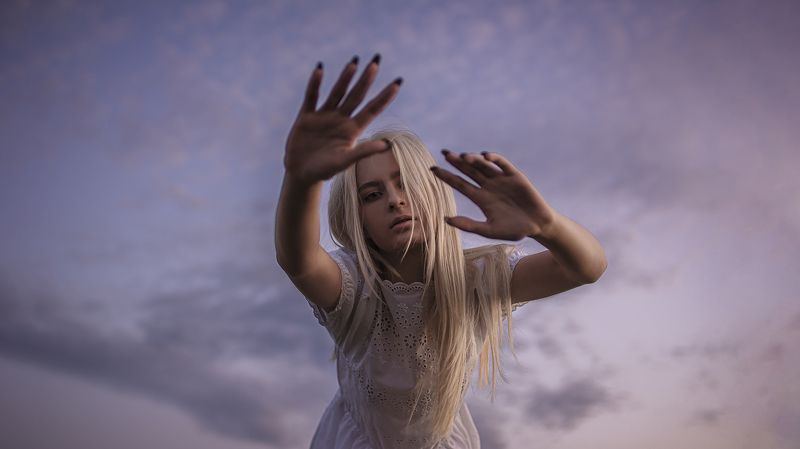 Женский портрет, постановочная фотография Александра фото превью