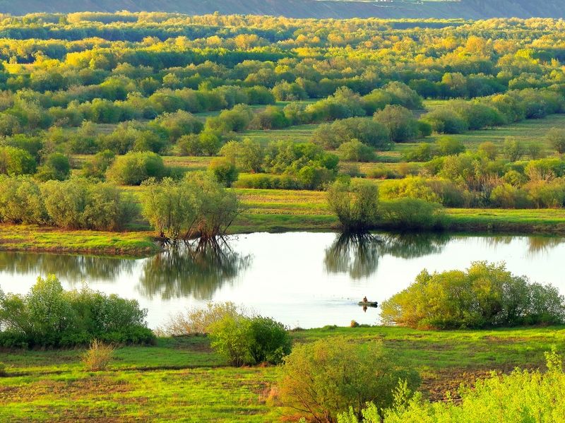 Одинокий рыбак фото превью
