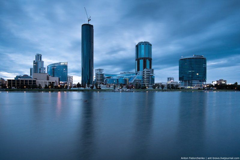 Екатеринбург, Сити, Сумерки Сентябрьские сумерки фото превью