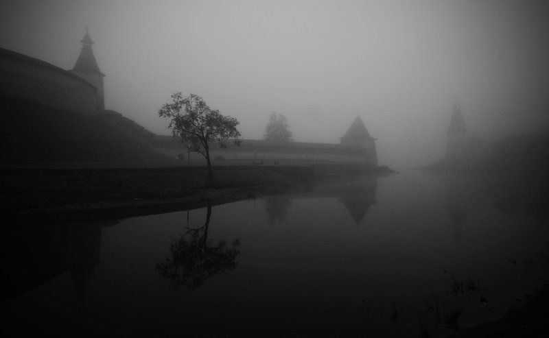 псков Псковский кремль. Рассвет фото превью