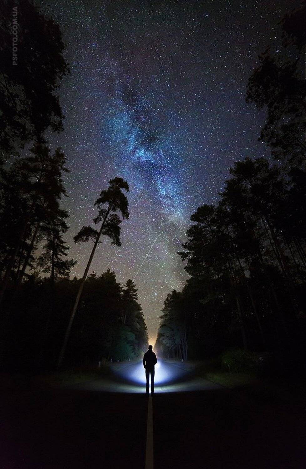 2014, Дорога, Звезды, Млечный путь, Небо, Ночь, Фонарик, Человек, Полюшко Сергей