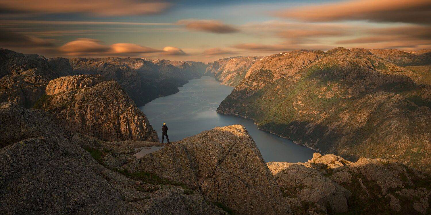 , Pawel Kucharski