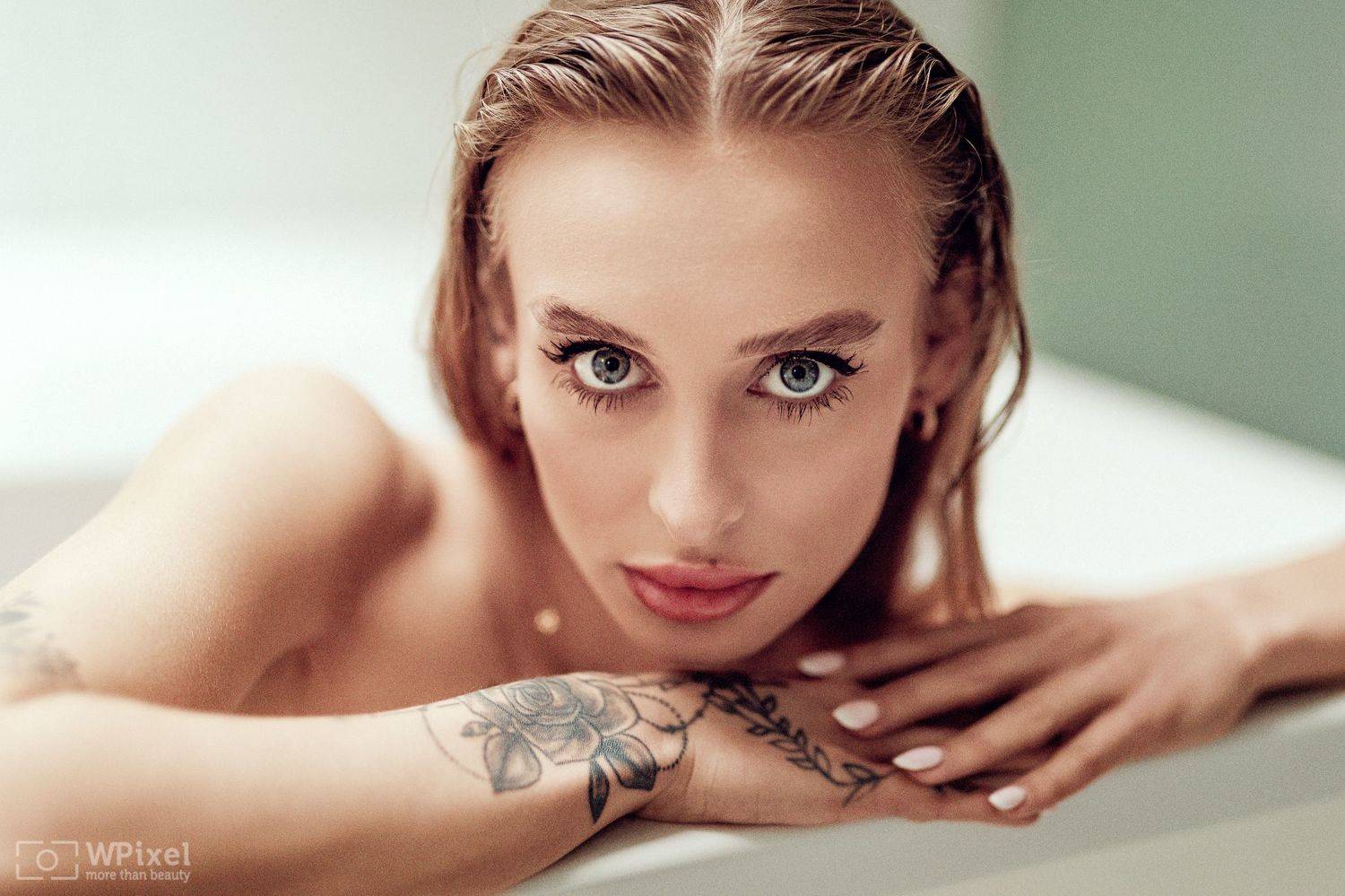 portrait, women, blonde, eyes, Wojtek Polaczkiewicz