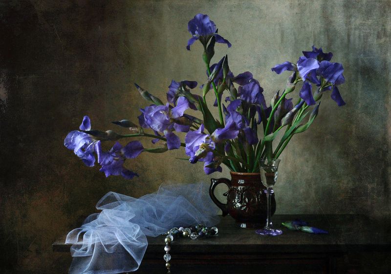миламиронова, фотонатюрморт, натюрмортсцветами, цветы, букет, stilllife, ирисы, весна С ирисами... фото превью