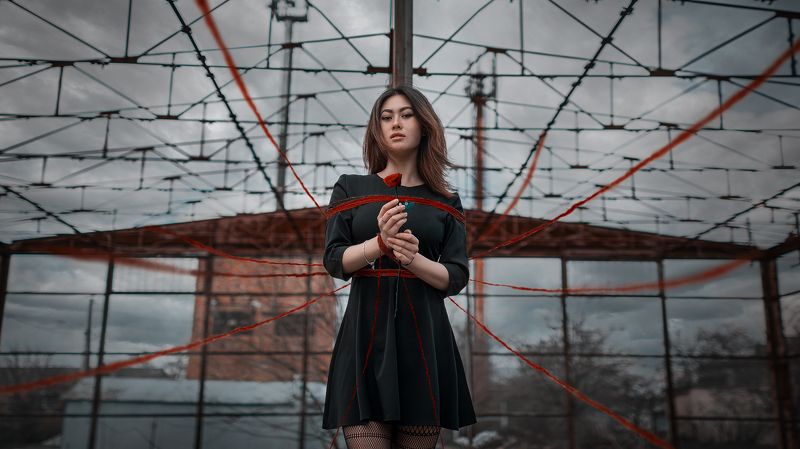 портрет, женский портрет, постановочная фотография Связанная фото превью