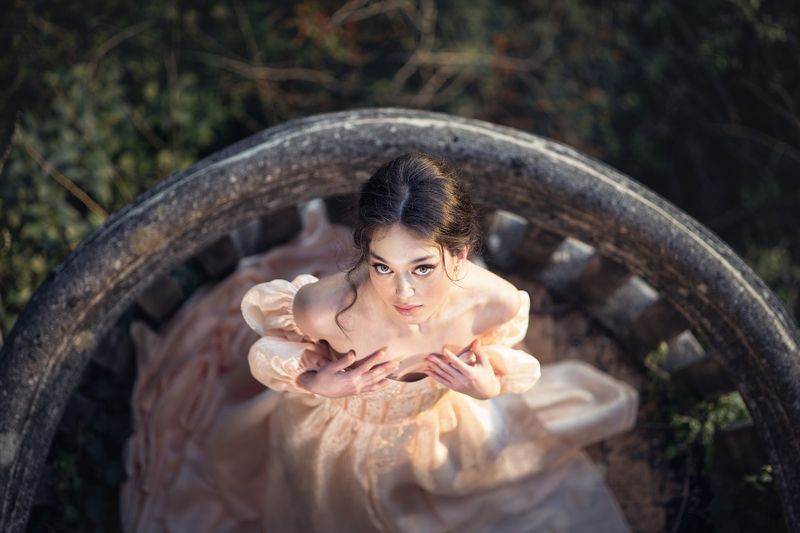 девушка принцесса романтика море замок балкон история Джульетта фото превью