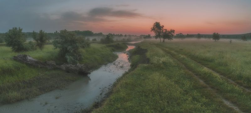 Туман, туман - земли простуда и лёгкий насморк вдоль дорог фото превью
