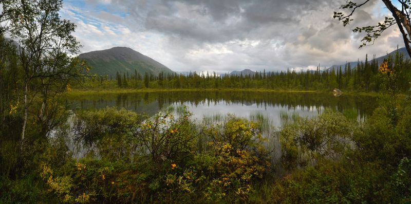О маленьком озере в долине Куэльпорр фото превью