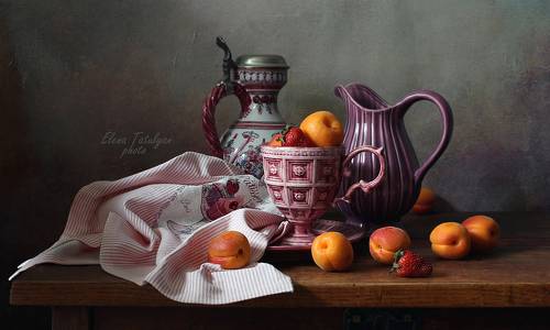 С абрикосами и клубникой