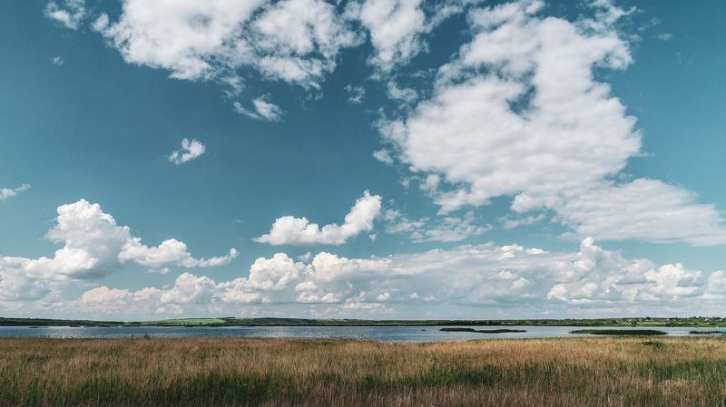 Озеро фото превью