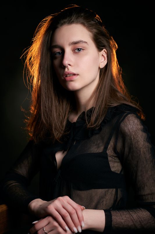 portrait, low key, girl, eyes, sony, studio, dark Леся фото превью
