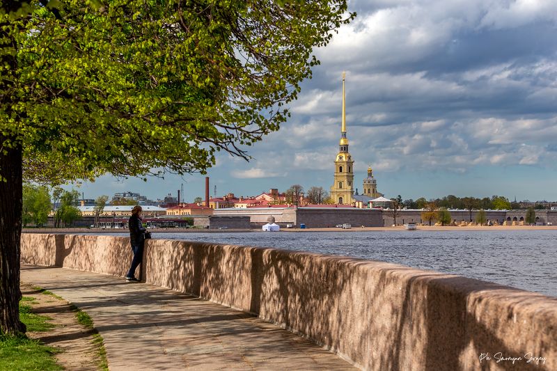 На стрелке Васильевского острова фото превью