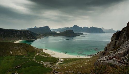 Полуночный пляж