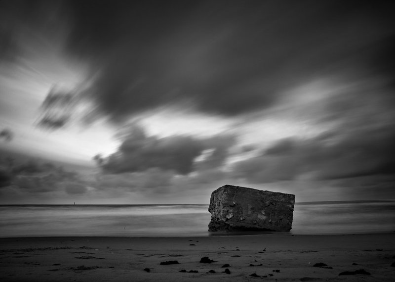alone фото превью