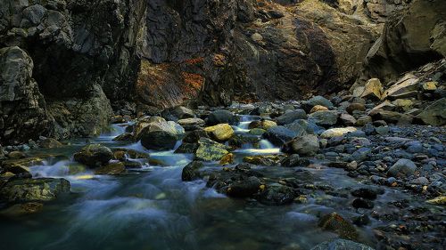 Угрюмый Аманауз...