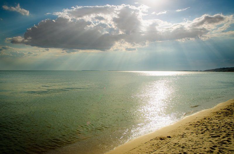 Лучи, Море, Небо, Облака, Пляж, Солнце, Тучи Солнечный вечер фото превью