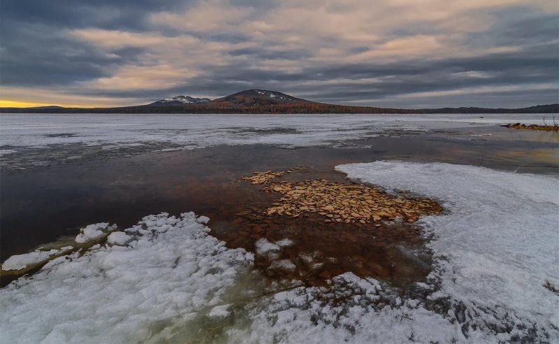 Весна, Зюраткуль, Озеро, Пейзаж, Природа, Путешествие, Рассвет, Урал, Утро, Южный урал Зюраткуль фото превью