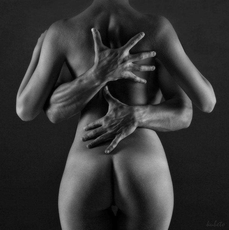 Hands filled with love фото превью