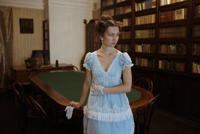 Дама с перчаткой фото превью