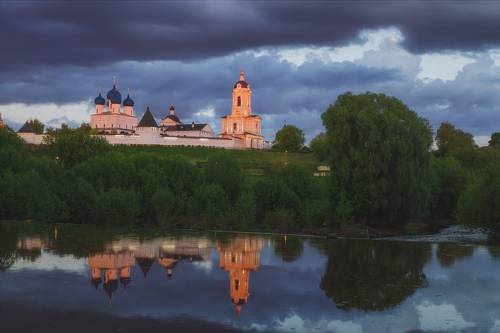 Дождливым майским вечером у Нары