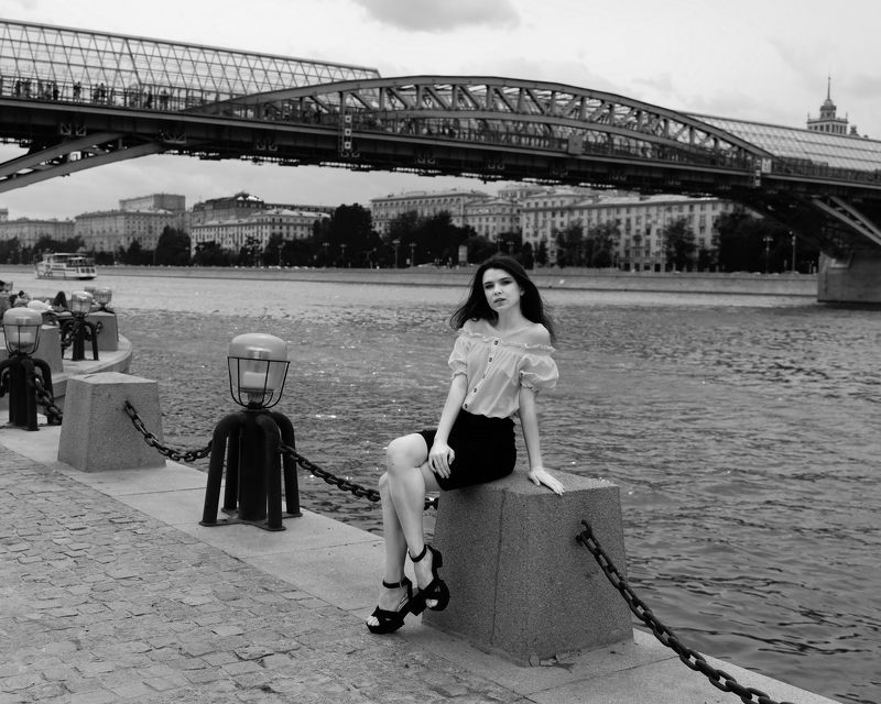 стрит, красивая девушка, женский портрет, концептуальное Настя фото превью