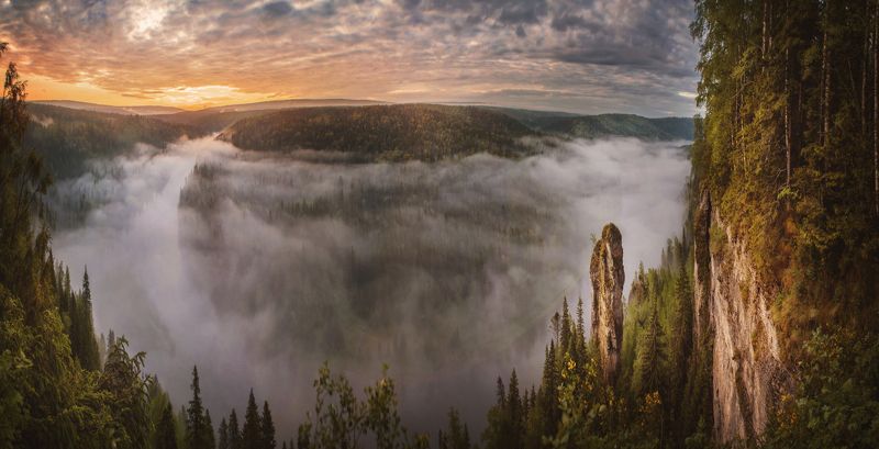 озеро, горы, лес, природа, закат, рассвет, красота, приключения, путешествие Туманная Усьва и Чертов палец. фото превью