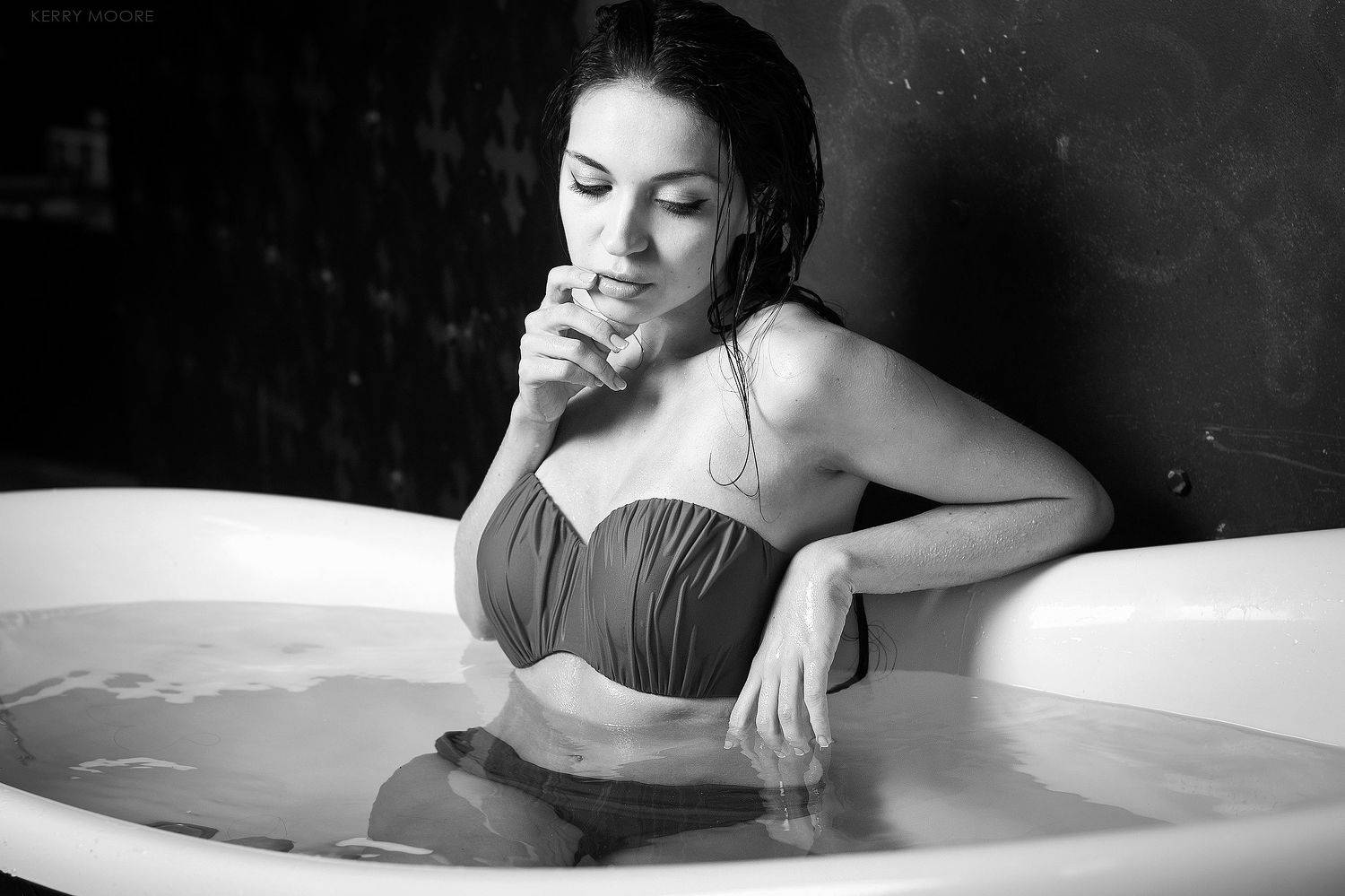 portrait, girl, портрет,style,light, studio, bnw, black and white, nikon,50mm,  Kerry Moore