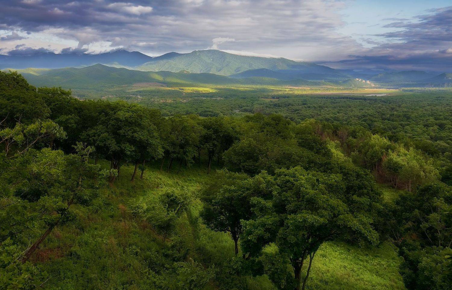 горы, весна, приморье, макаровский хребет, скала орёл, Евгений Паршуков