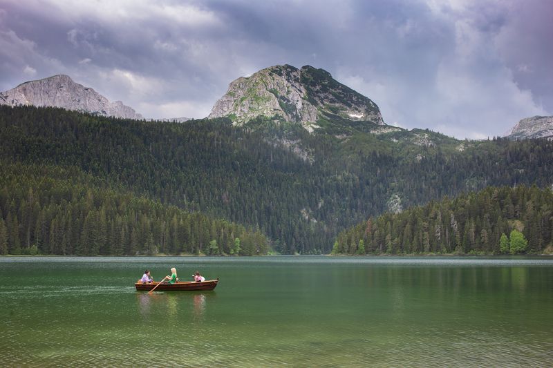 Черное озеро \\ Crno jezero фото превью