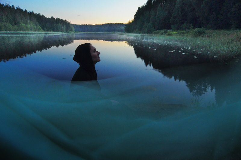 В лодке из тумана фото превью