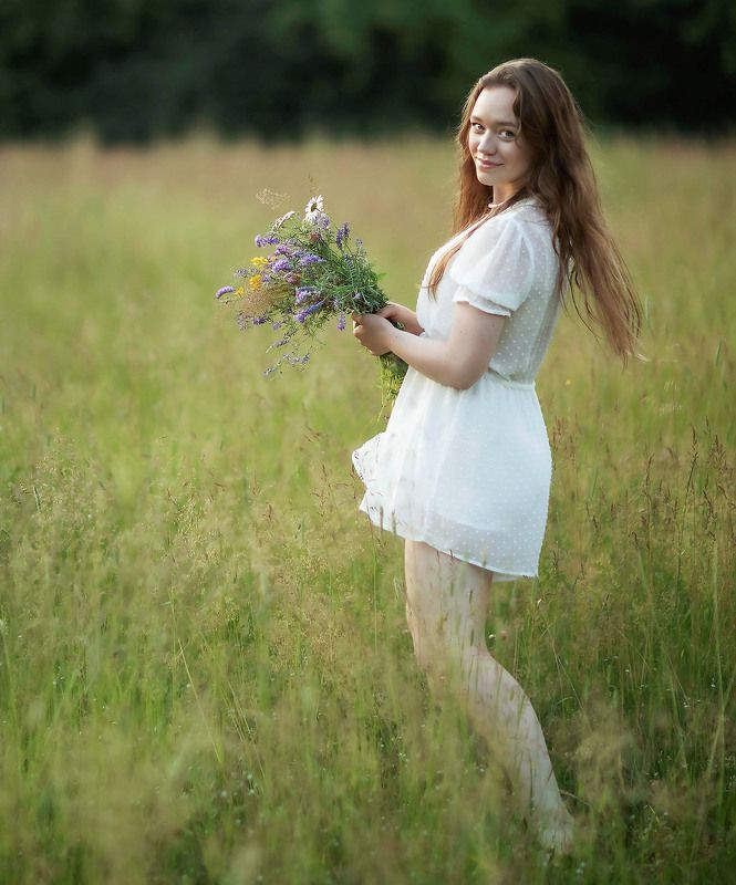 девушка,цветы,лето,поле, природа,настроение, girl, beautiful, summer, stories, flowers, nature Девочка - лето фото превью