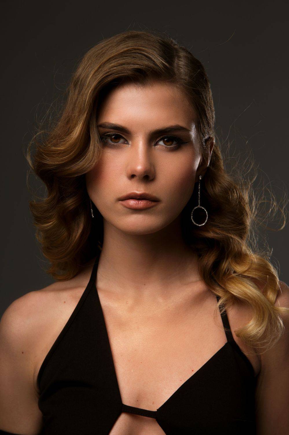 , Анна Михайлова