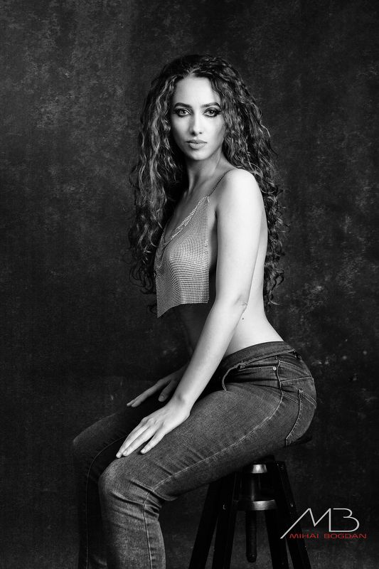 Alice фото превью