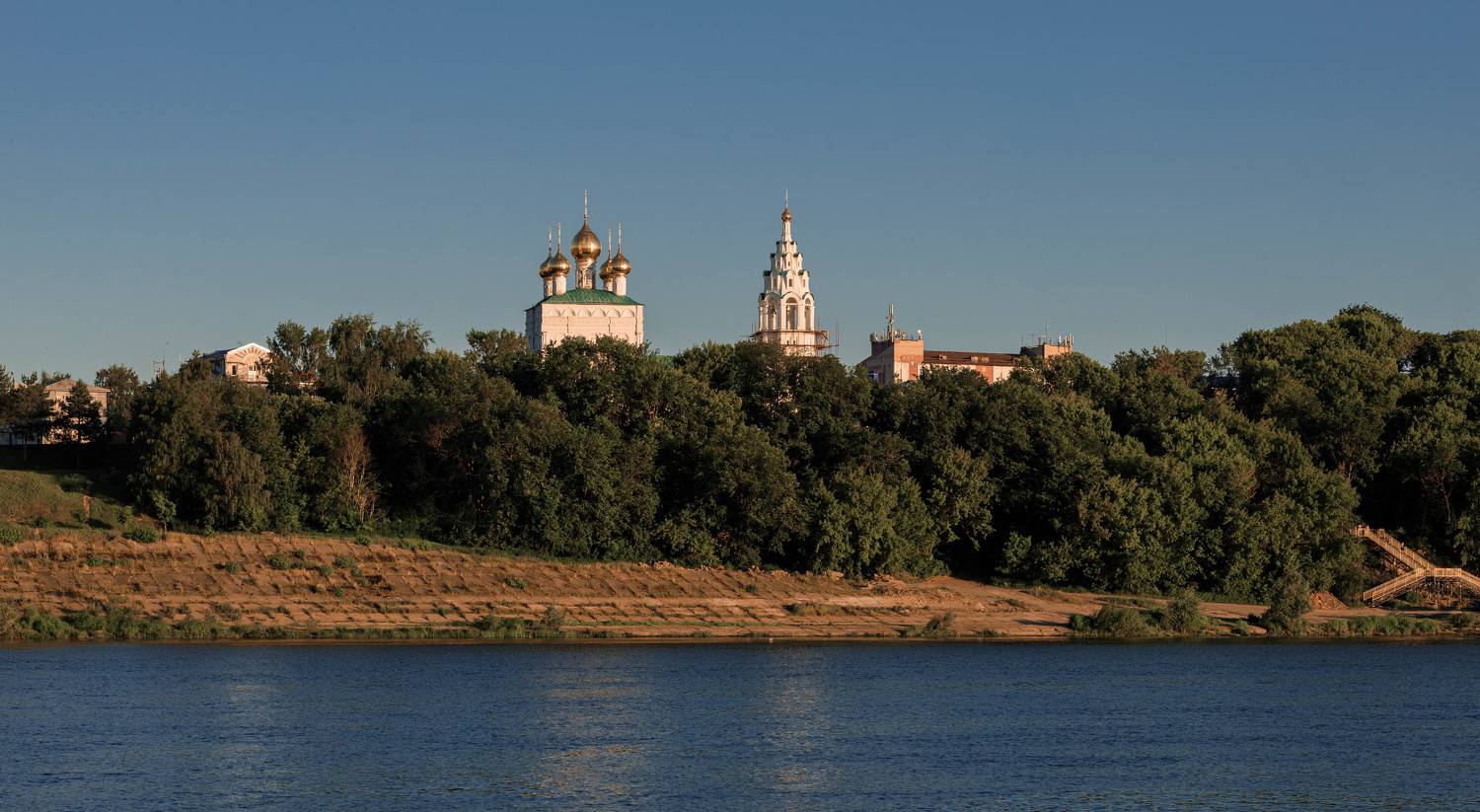 пейзаж, церковь, храм, church, landscape, architecture, архитектура, лето, summer, река, river, Владимир Васильев