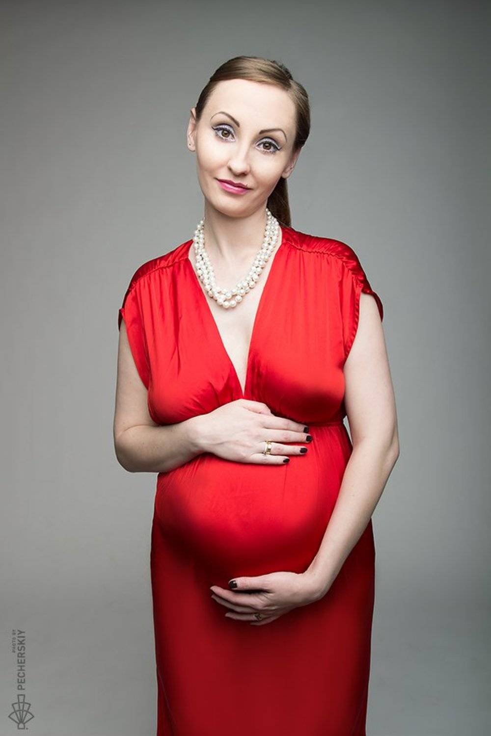 Pecherskiy.kz, Беременность, Девушка, Красный, Константин Печерский
