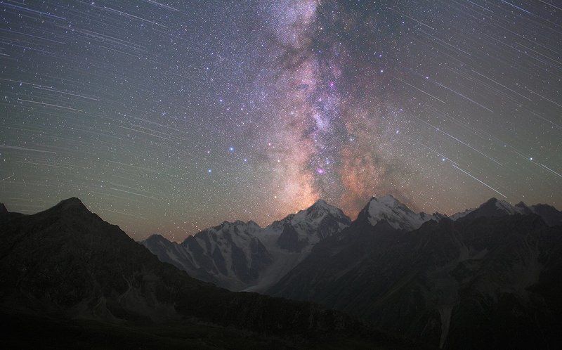 Горы, Кавказ, Коштантау, Млечный путь Массив Коштантау под звездами фото превью